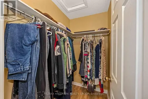 18 Randall James Drive Ottawa ON K2S 1L9