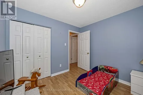 18 Randall James Drive Ottawa ON K2S 1L9