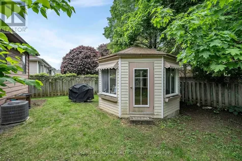18 Randall James Drive Ottawa ON K2S 1L9