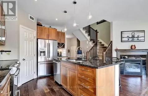 410 Stalwart Crescent Ottawa ON K1T 0H3