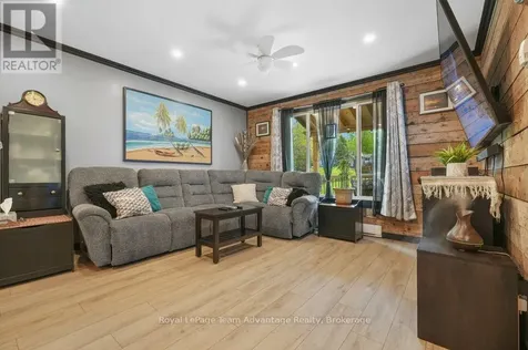 12 Victoria Avenue Parry Sound ON P2A 2C1