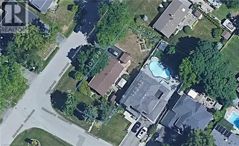 1304 Avon Crescent Oakville ON L6J 2T7
