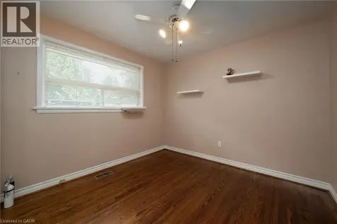1304 Avon Crescent Oakville ON L6J 2T7