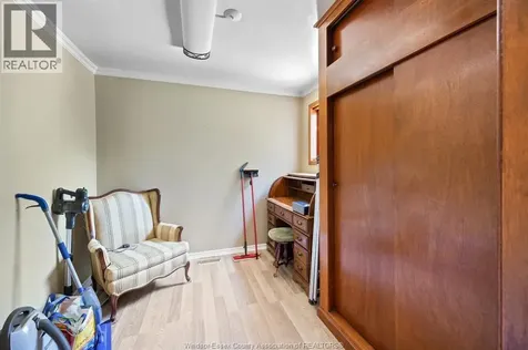 2238 Charl Avenue Windsor ON N8X 2A2