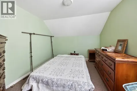 2238 Charl Avenue Windsor ON N8X 2A2