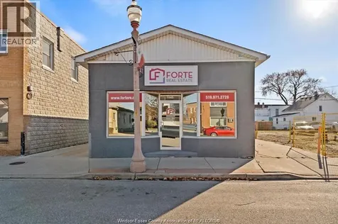 1145 Erie Street East Windsor ON N9A 3Z4