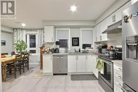 287 Chapel Hill Drive Kitchener ON N2R 0S4