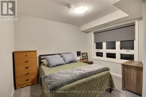 287 Chapel Hill Drive Kitchener ON N2R 0S4