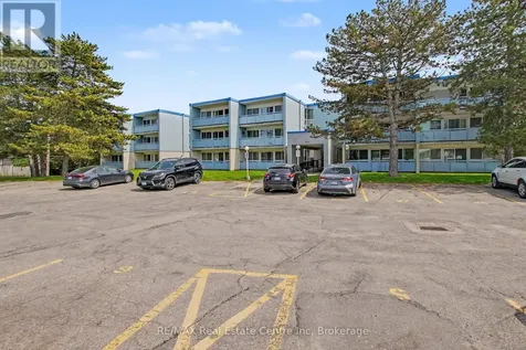 105 Conroy Crescent Guelph (dovercliffe Park/old University) ON N1G 2V5