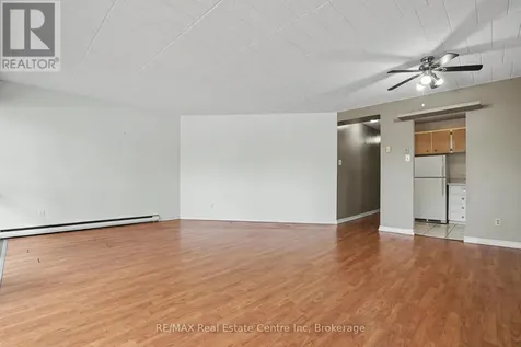 105 Conroy Crescent Guelph (dovercliffe Park/old University) ON N1G 2V5