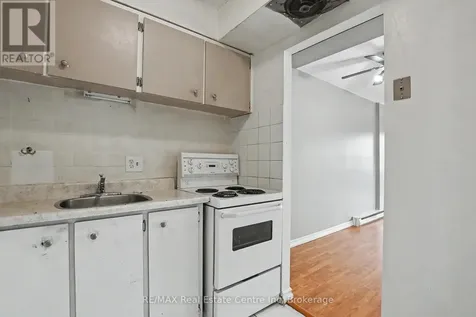 105 Conroy Crescent Guelph (dovercliffe Park/old University) ON N1G 2V5