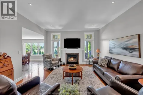 19 Stonegate Walk Chatham ON N7M 0A3