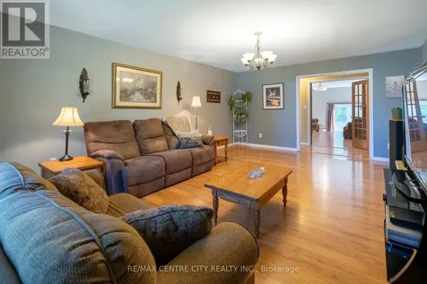 176 Eastman Avenue Adelaide Metcalfe ON N7G 3K1