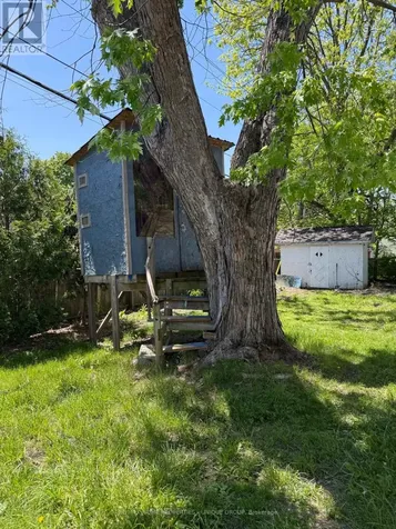 117 Walnut Avenue South Sarnia ON N7T 3V5