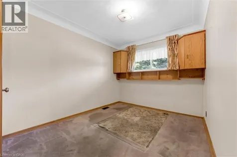 40 Oriole Crescent Grimsby ON L3M 3X6