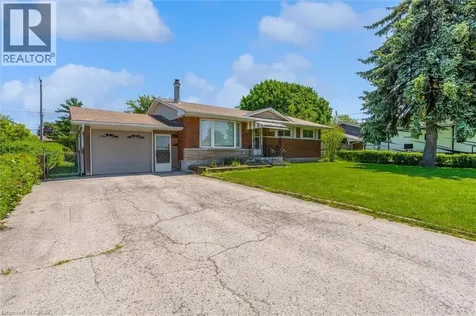 40 Oriole Crescent Grimsby ON L3M 3X6