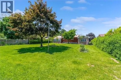 40 Oriole Crescent Grimsby ON L3M 3X6