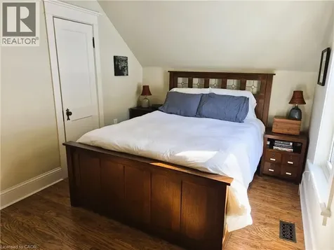 210 Charlton Avenue East Hamilton ON L8N 1Z1