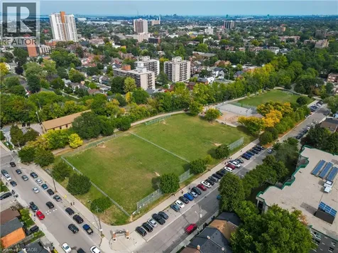 210 Charlton Avenue East Hamilton ON L8N 1Z1