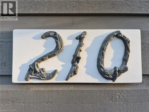 210 Charlton Avenue East Hamilton ON L8N 1Z1