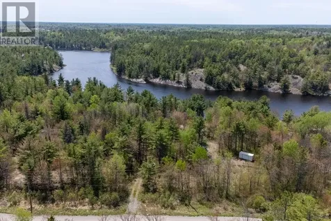 307 Lakeview Drive Alban ON P0M 1A0