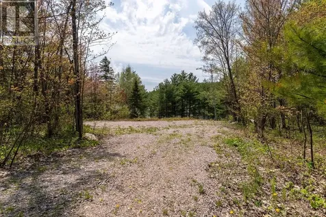 307 Lakeview Drive Alban ON P0M 1A0