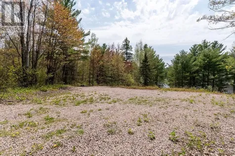 307 Lakeview Drive Alban ON P0M 1A0