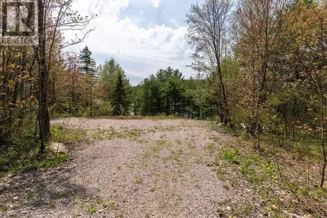 307 Lakeview Drive Alban ON P0M 1A0