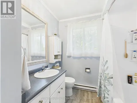 105 Menomini Road Huron-kinloss ON N2Z 2X3