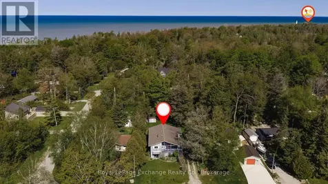 105 Menomini Road Huron-kinloss ON N2Z 2X3