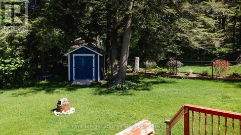 105 Menomini Road Huron-kinloss ON N2Z 2X3