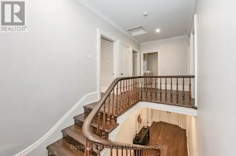 80 Queen Street Guelph (st. George's) ON N1E 4R8
