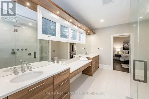 80 Queen Street Guelph (st. George's) ON N1E 4R8