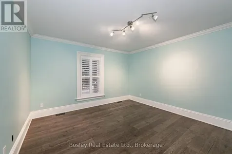 80 Queen Street Guelph (st. George's) ON N1E 4R8
