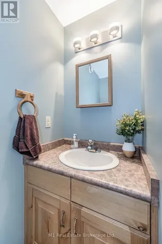 6946 Fife Road Guelph/eramosa ON N1H 6J4