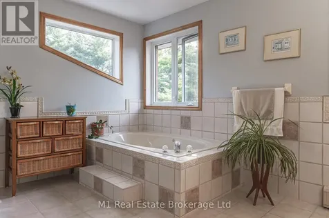 6946 Fife Road Guelph/eramosa ON N1H 6J4