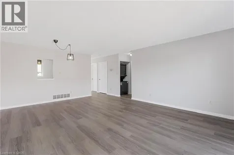 122 Bunting Road St. Catharines ON L2P 3X7