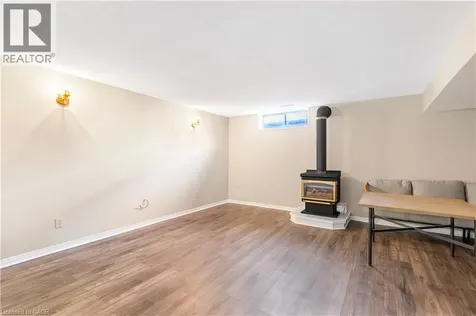 122 Bunting Road St. Catharines ON L2P 3X7