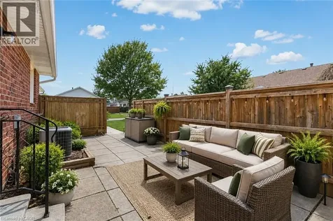122 Bunting Road St. Catharines ON L2P 3X7