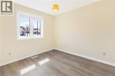 122 Bunting Road St. Catharines ON L2P 3X7