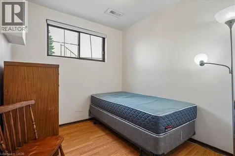 72 Eastbury Drive Stoney Creek ON L8E 2V5