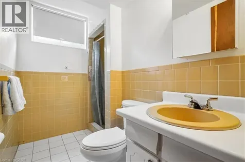 72 Eastbury Drive Stoney Creek ON L8E 2V5