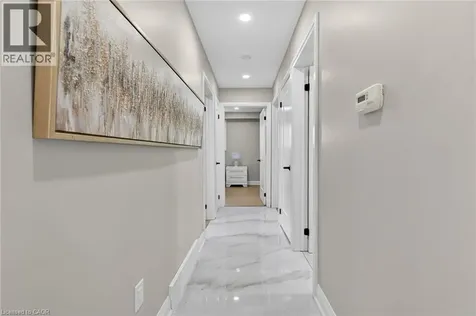 83 Riverdale Drive Hamilton ON L8E 1K2