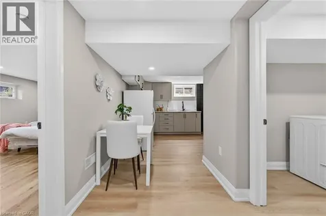 83 Riverdale Drive Hamilton ON L8E 1K2
