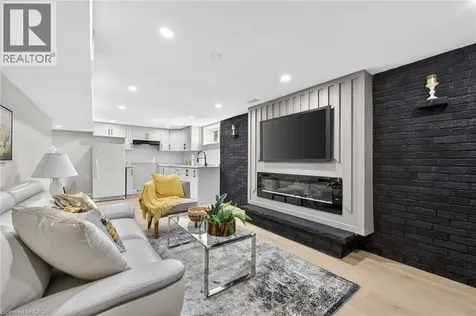 83 Riverdale Drive Hamilton ON L8E 1K2