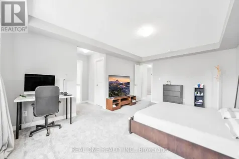 164 Mountain Holly Court Waterloo ON N2V 0E1