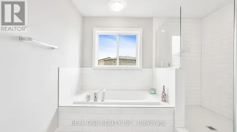 164 Mountain Holly Court Waterloo ON N2V 0E1