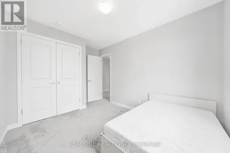164 Mountain Holly Court Waterloo ON N2V 0E1