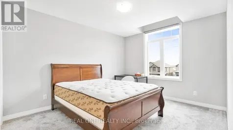 164 Mountain Holly Court Waterloo ON N2V 0E1