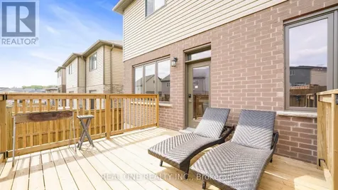 164 Mountain Holly Court Waterloo ON N2V 0E1